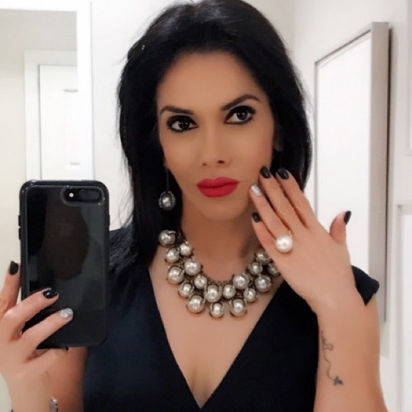 Lulu Frost Jewelry - Lulu Frost Decade Statement Pearls Set